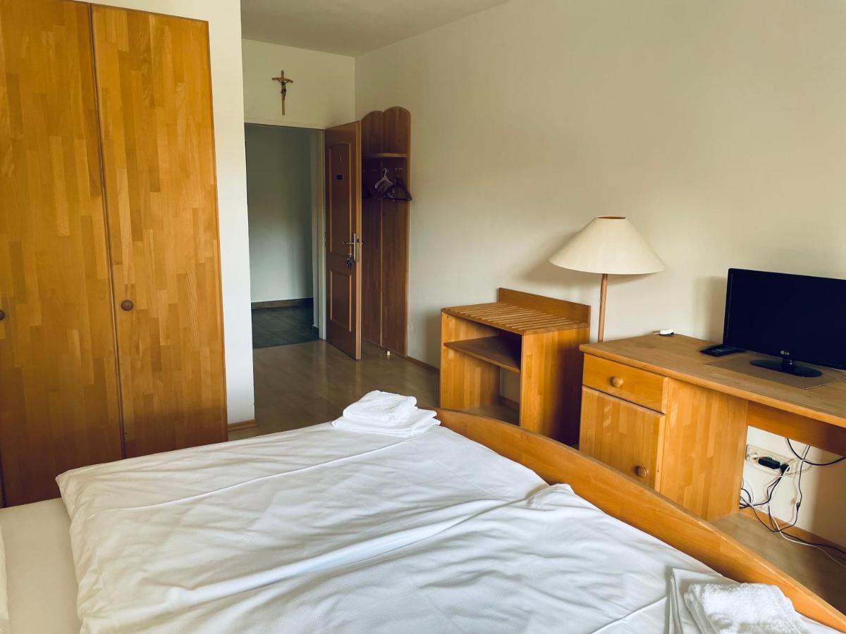 Stiftstaverne Klein Mariazell Bagian luar foto